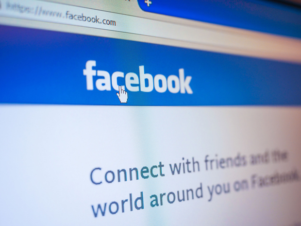 According to Reddit users, Facebook's popularity is on a downward slide. Photo / 123rf